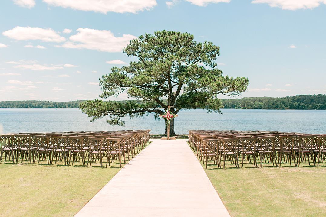 oakfuskee-conservation-center-wedding-venue-outdoor-ceremony-lagrange